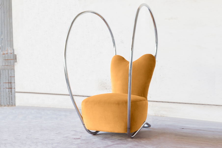 Chair with armrests Sexychair, Domingo Salotti