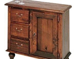 A single pedestal made of solid wood, Maggi Massimo