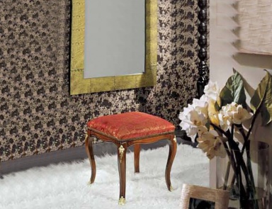 Ottoman with decorative legs, Mirandola Export