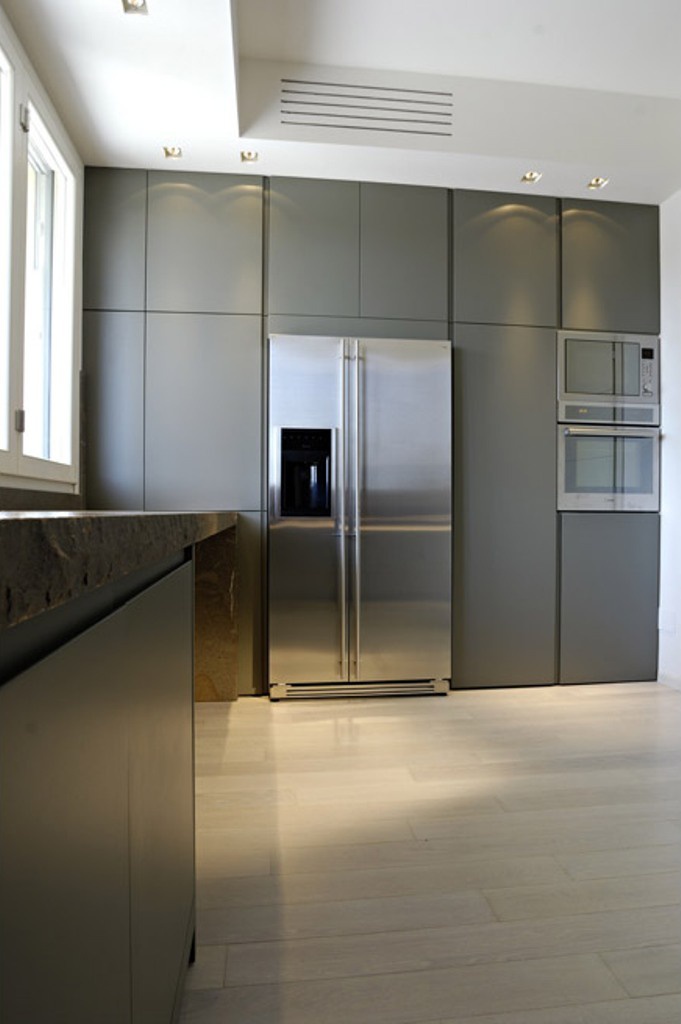 Kitchen (kitchen set) was made of natural wood Target, Matteo Gennari