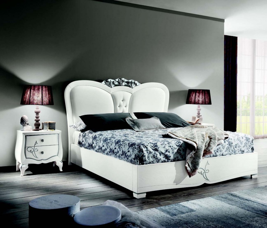 Bed with headboard in leather with Swarovski crystals Chantal, Arve Style