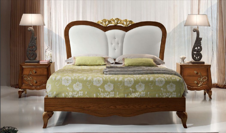 Bed in walnut veneer and gold Chantal, Arve Style