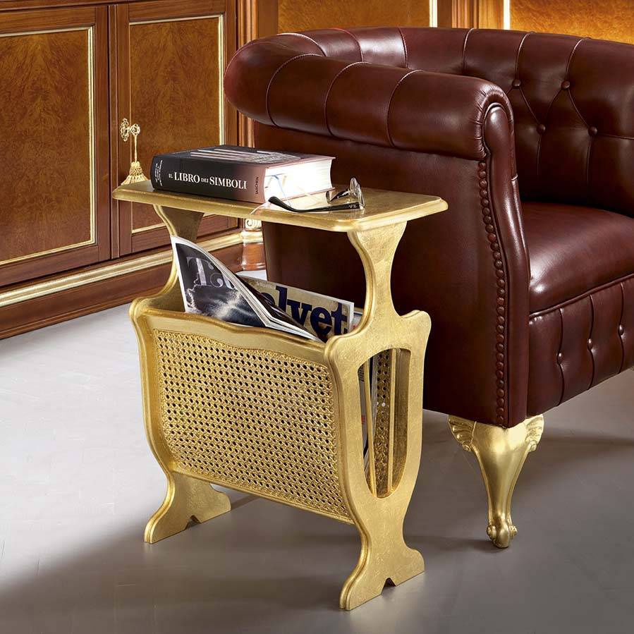 Stand for Newspapers, Modenese Gastone 