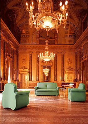 Armchair upholstered in fabric Greta, Mascheroni