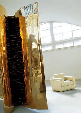 Armchair upholstered in leather Idos, Mascheroni