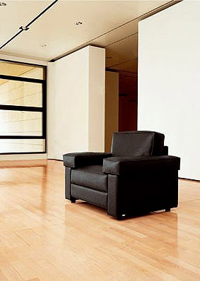 Armchair upholstered in leather Karisma, Mascheroni