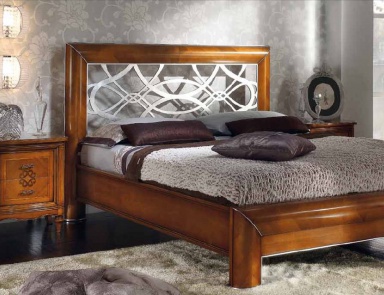 Bed with carved headboard in white lacquer Chanel, Arve Style