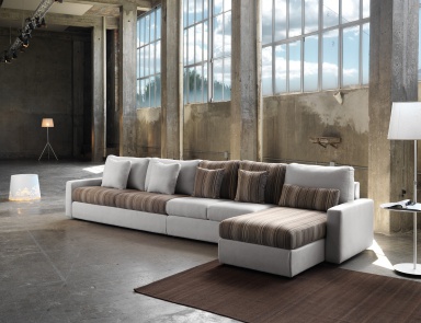 The modular sofa Leslie, Domingo Salotti