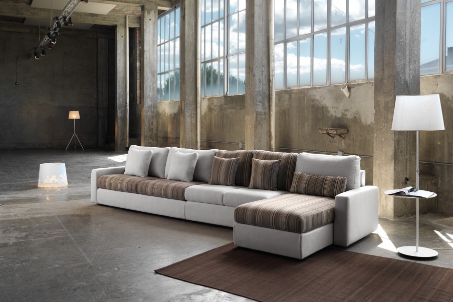 The modular sofa Leslie, Domingo Salotti
