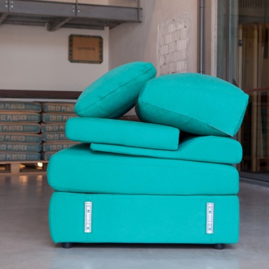 The modular sofa Leslie