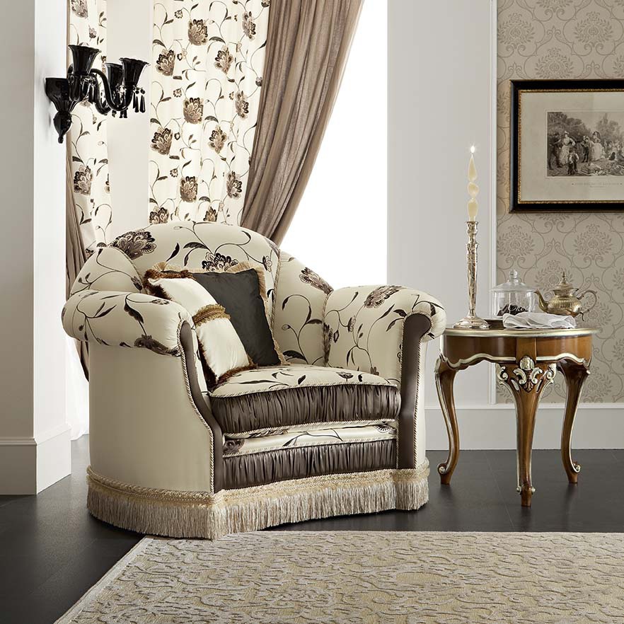 A chair made from solid wood the Bella Vita Modenese Gastone