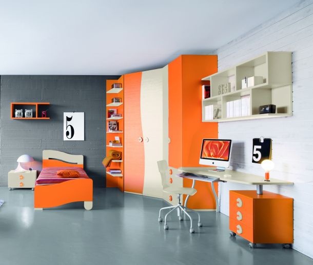 Children (Suite for children) T12 Smail, Julia Arredamenti