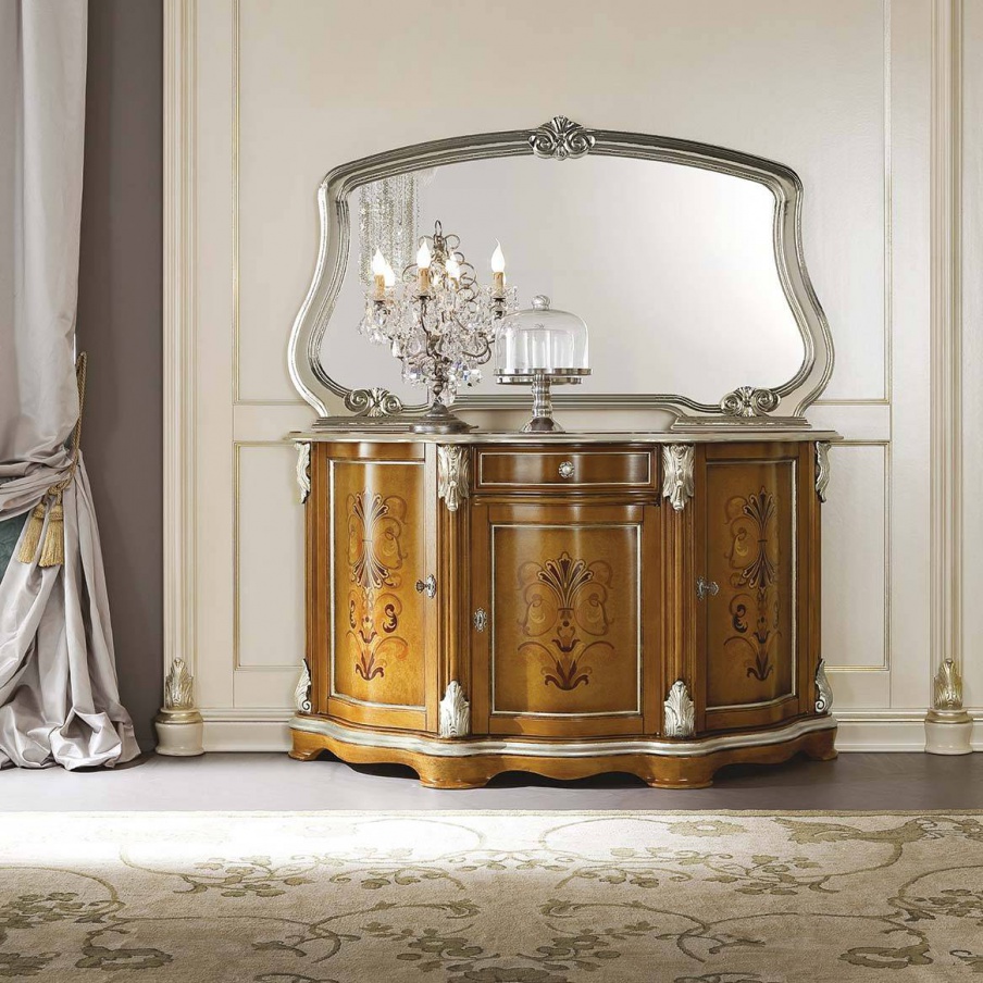 Sideboard with hinged doors at Bella Vita Modenese Gastone 