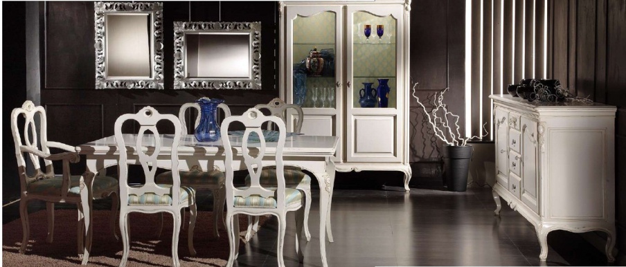 For dining room set in white lacquer with carvings Desiree, Arve Style
