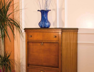 Secretaire in figured legs with hinged door Milly, Arve Style