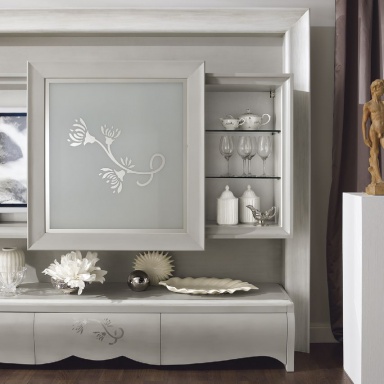 Rack for TV New Romantic