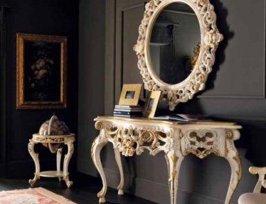 The console is made of solid wood Villa Venezia, Modenese Gastone