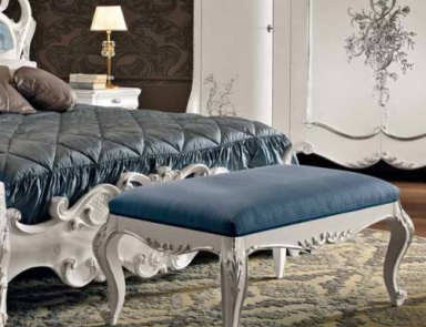 Bedside bench, Villa Venezia, Modenese Gastone