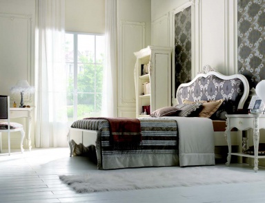 Set for bedroom decoration with oil in white Venere, Arve Style