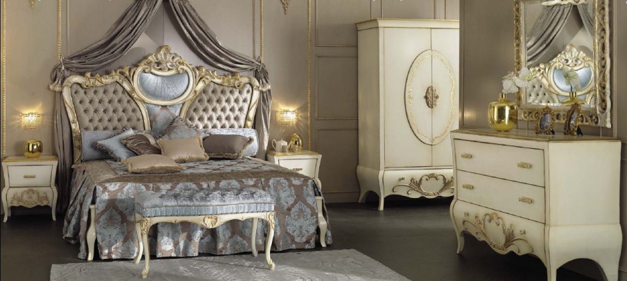 Bedroom set in ivory lacquer and gilt Angioline, Arve Style