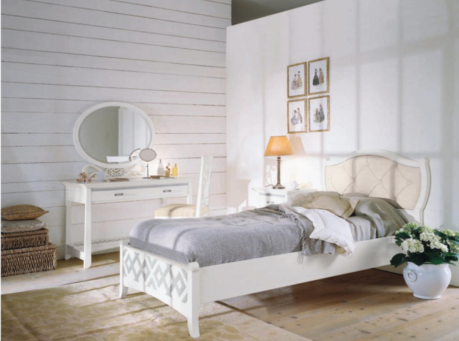 Set for bedroom in eco-leather and white lacquer Naima, Arve Style