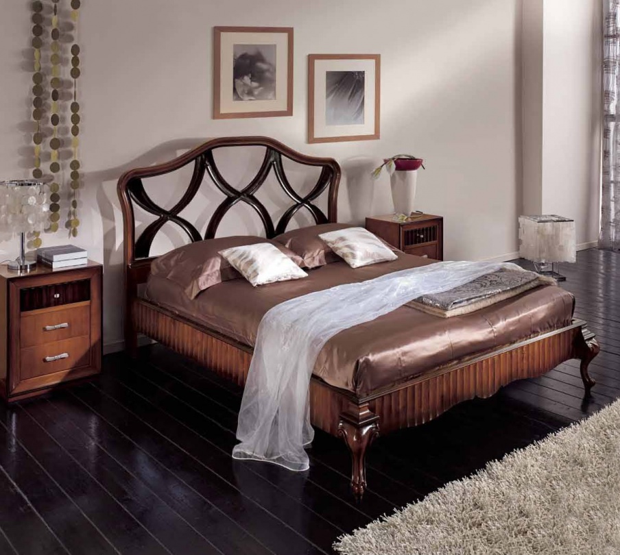 Bedroom (Suite bedroom) with perforated headboard, Mirandola Export