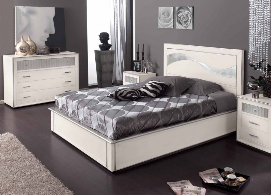 Bedroom (Suite bedroom) with drawer in bed, Mirandola Export