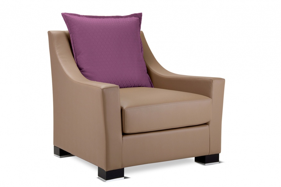 Chair in leather upholstery ST53, Domingo Salotti
