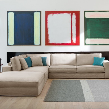 The four-seater Santorini sofa