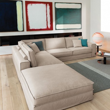 The four-seater Santorini sofa