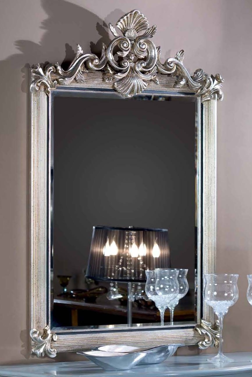 Mirror with carved pattern, Mirandola export