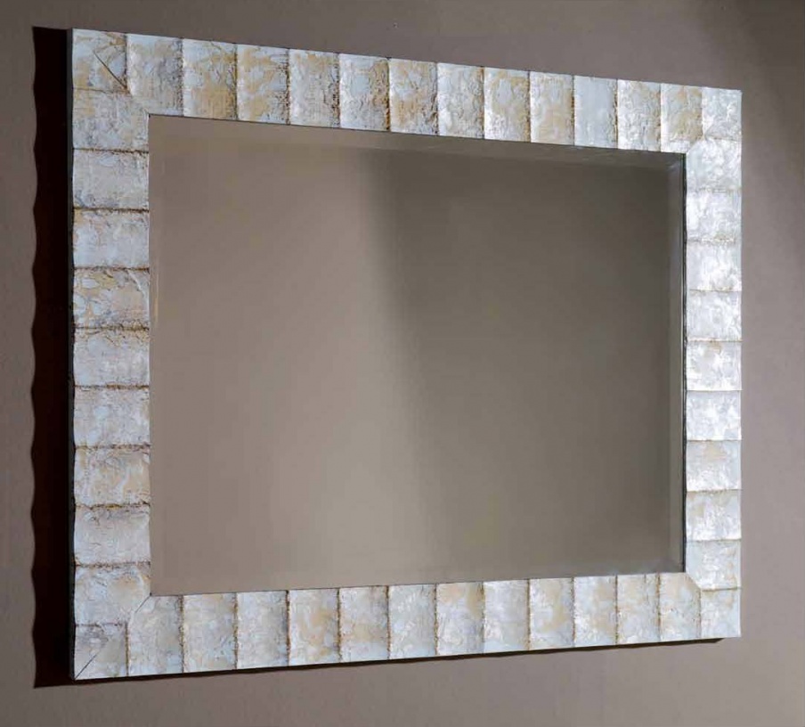 The mirror in rectangular frame, Mirandola export