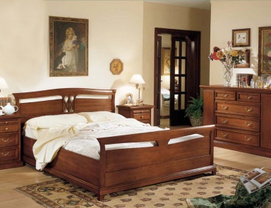 Bedroom (Suite bedroom) with a high headboard, Mirandola Export