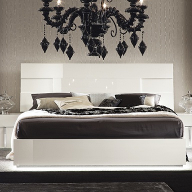 Master bedroom (bedroom set) Canova