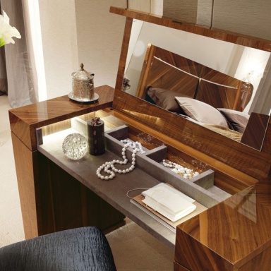 Bedroom (Suite bedroom) Opera