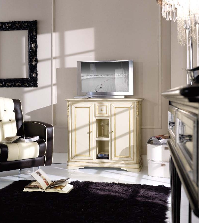 Cabinet for TV in a classic style, Mirandola Export