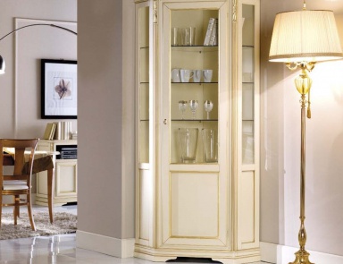 Corner showcase in classical style, Mirandola Export