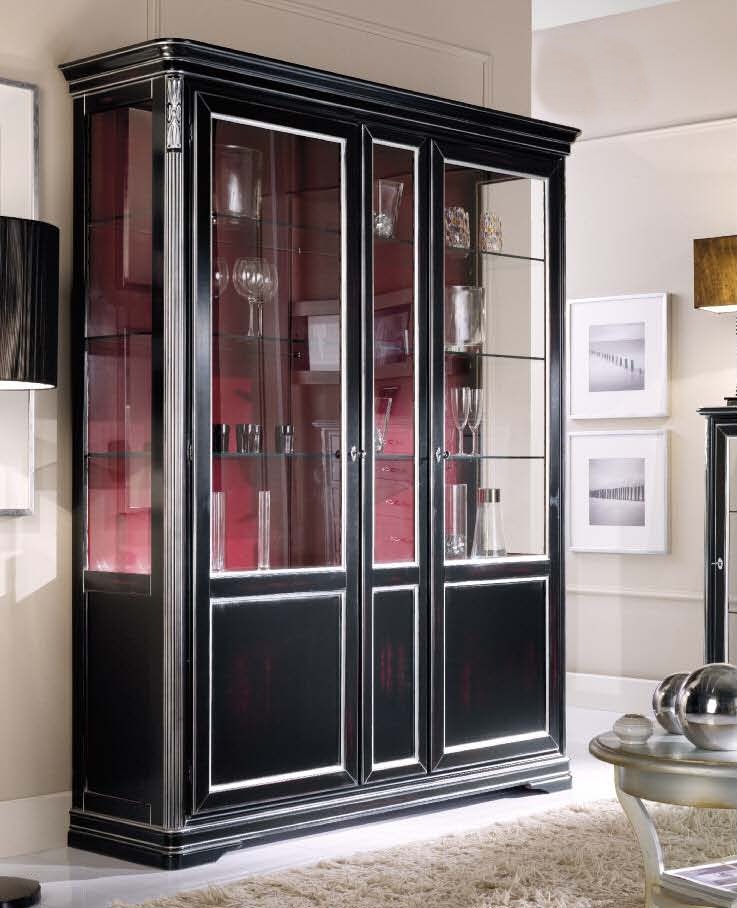 Showcase in classical style, Mirandola Export