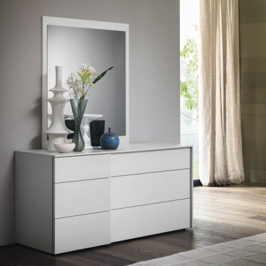 Bedroom (Suite bedroom) Will