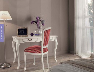 A Desk with a smooth top, Mirandola Export