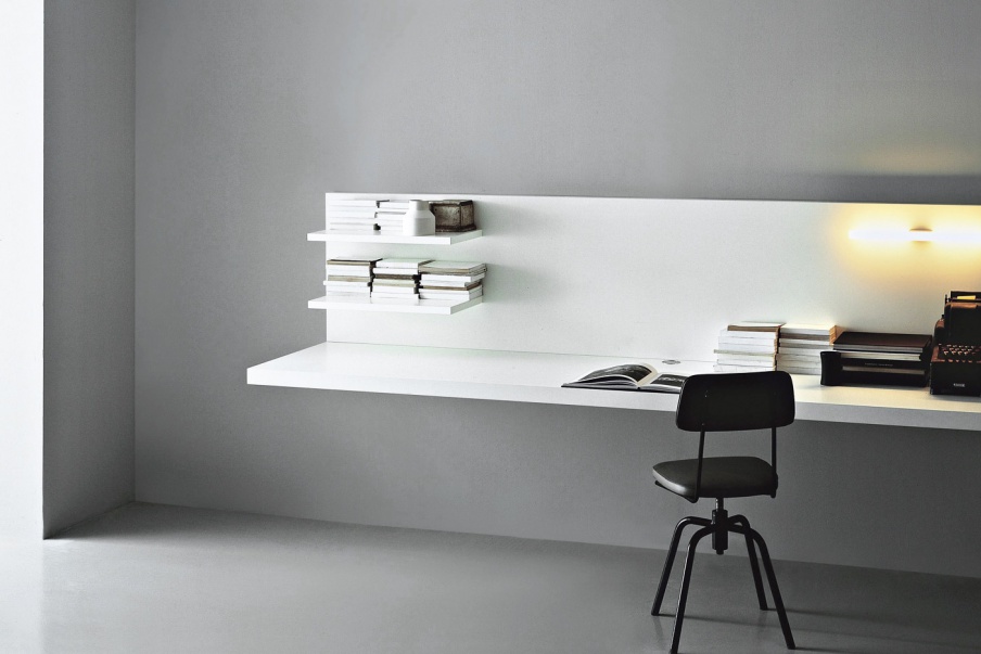 Wall Desk Web, Porro