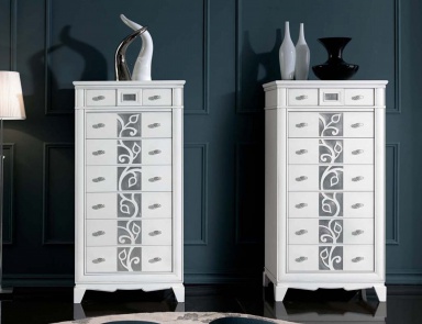 Chest carved from silver sheet, Mirandola Export