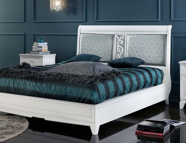 Bedroom (Suite bedroom) with a pattern of silver sheet, Mirandola Export