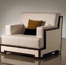 Chair in finishing the parchment skin, Tura