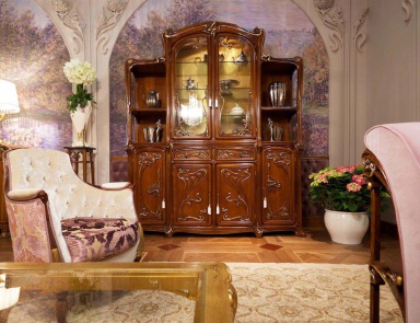 A snack bar with open and closed shelves, Medea