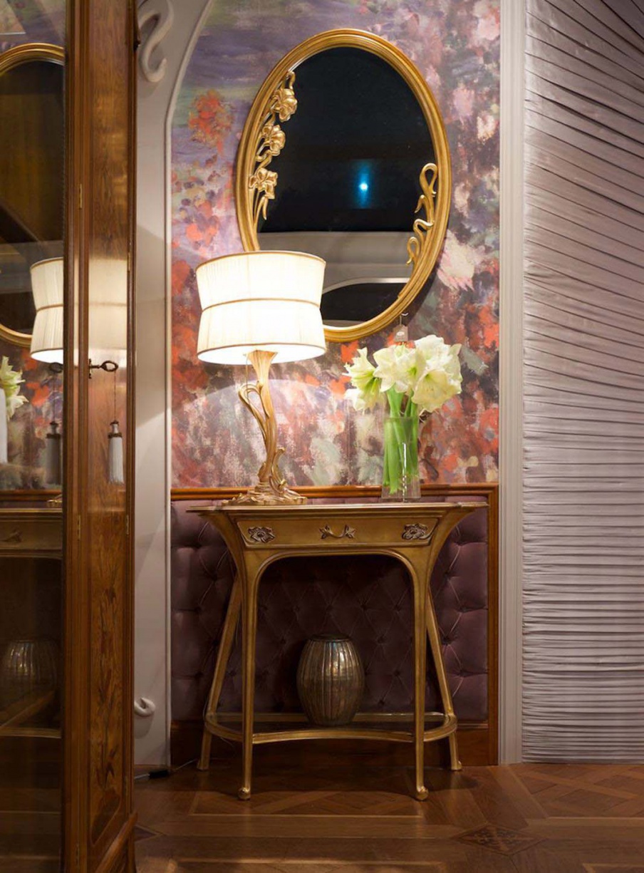 Console with drawer, Medea