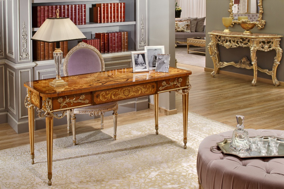 Writing table with rectangular top, Medea