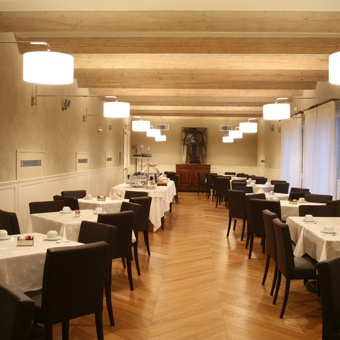 Dining room (dining sets for hotel) Glamour