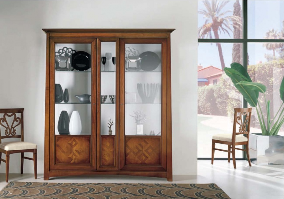 Showcase with inlay, Mirandola Export