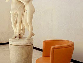 Chair swivel leather upholstered Ypsilon att, Mascheroni